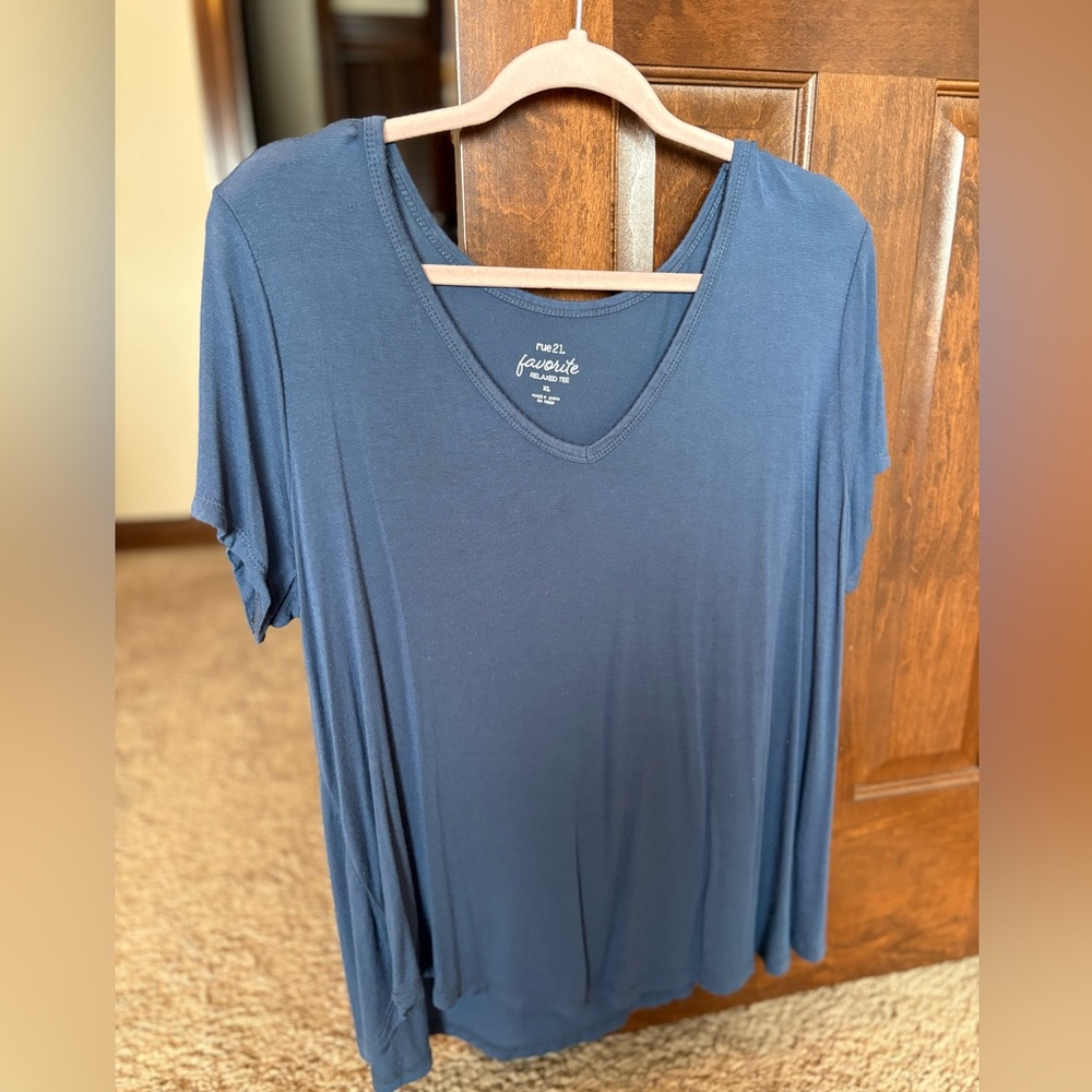 Rue21 Deep Blue V-Neck Short Sleeve Tee